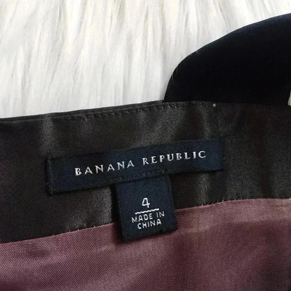 Banana Republic Sleeveless Sheath Dress w/ Pockets - Picture 5 of 6